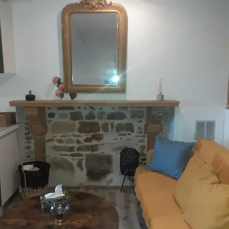 Apartament Trevoux: Loft Ravissant Avec Terrasse